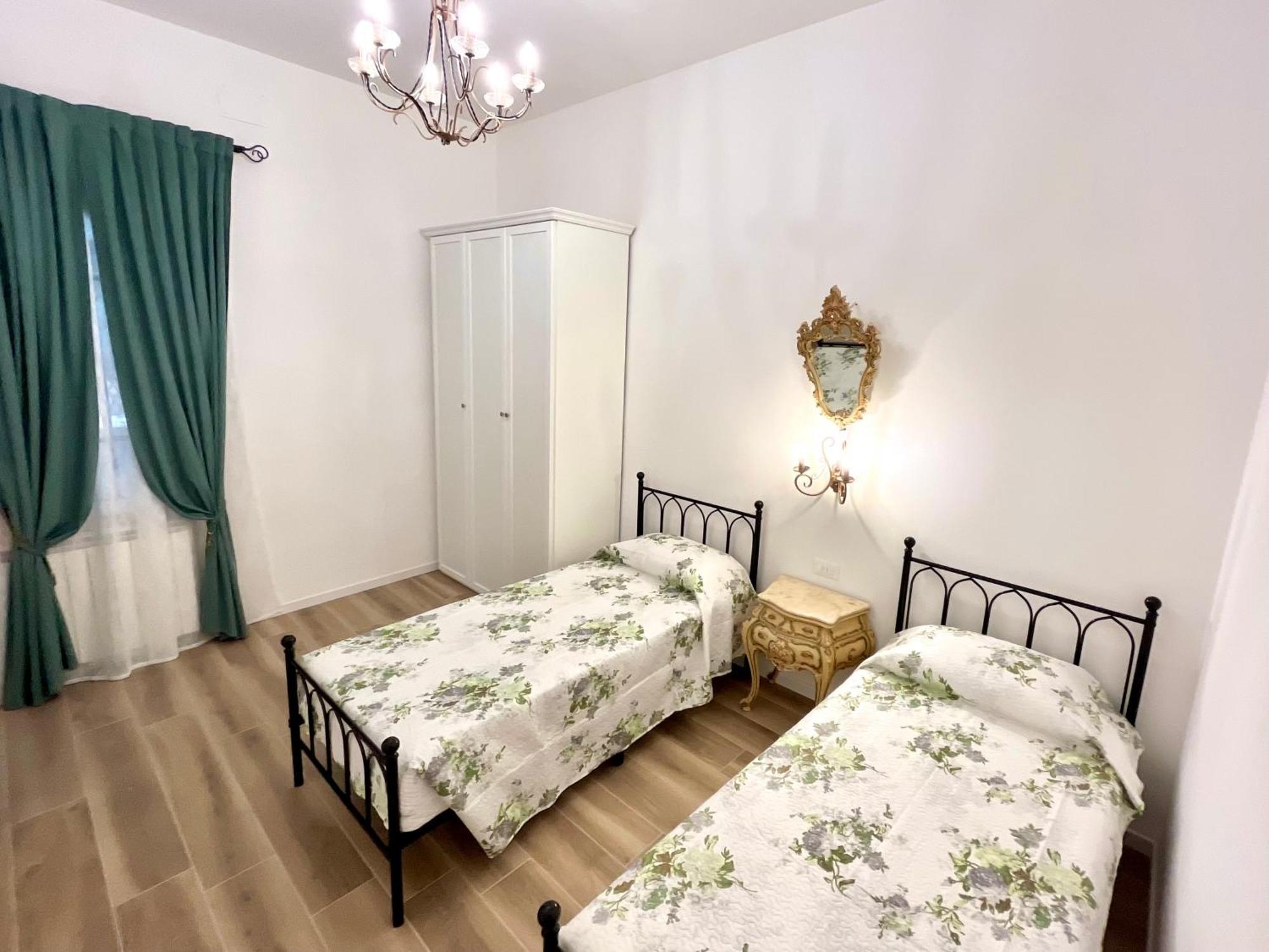 Airoldi Palace Apartment 基奥贾 外观 照片